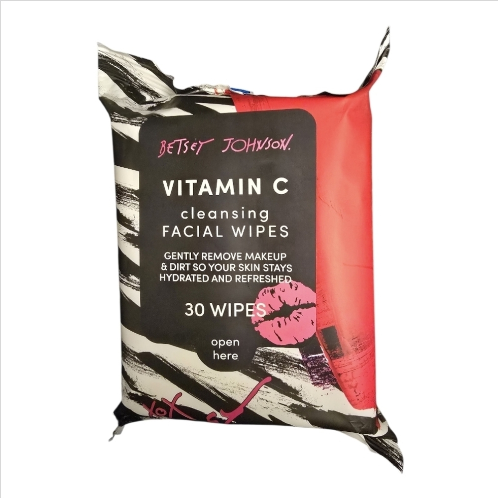 Betsey Johnson Cleansing Wipes~Vitamin C Cleansing~30 Count Wipes~NEW
